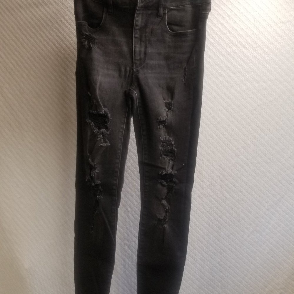 868 - American Eagle Outfitters Jr's 6 Reg Jeans